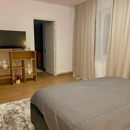 High Hopes Afi Daire